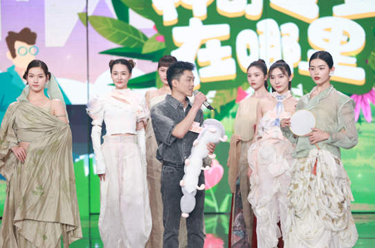 三级动漫青年博士后做客湖南卫视《天天向上》栏目